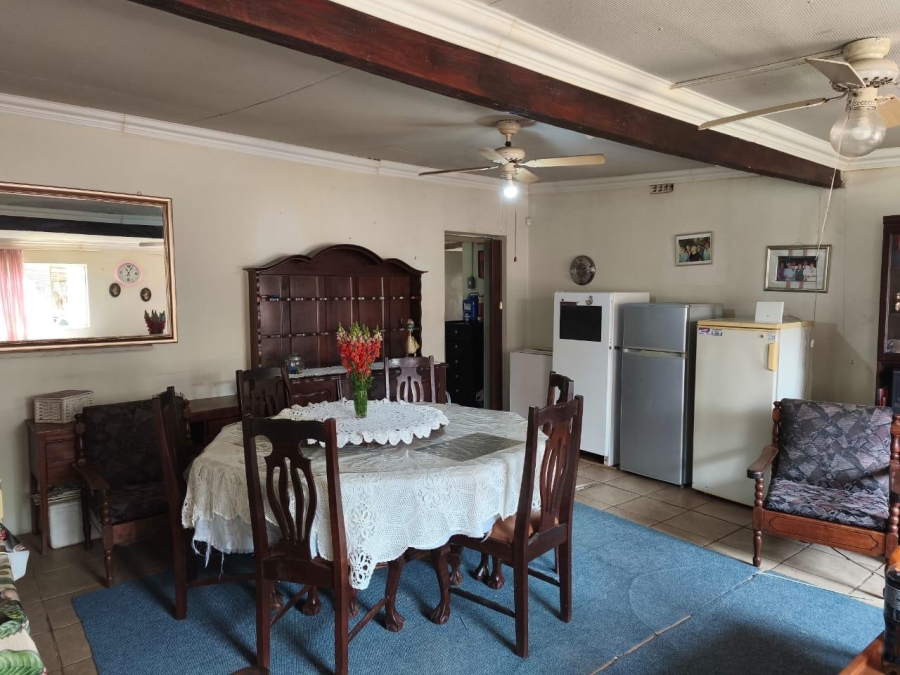 6 Bedroom Property for Sale in Freemanville North West